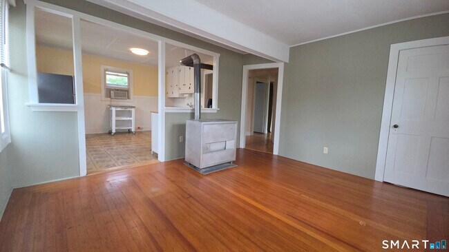 Building Photo - 34 Grassy Plain St
