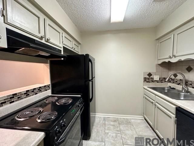 Building Photo - 5232 BUTTERCREEK LN, F6