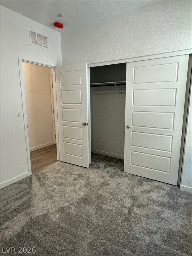 Building Photo - 2552 Venetia Pointe St