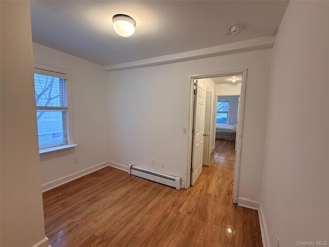 Building Photo - 35 East Ave