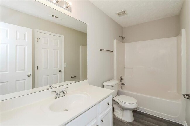 Building Photo - 159 Silver Fox Trail