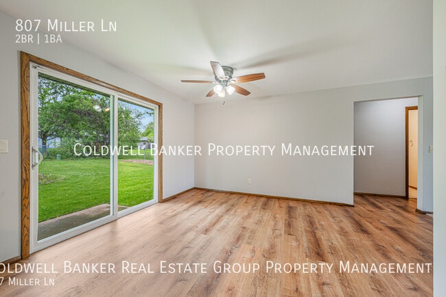 Building Photo - 807 Miller Ln