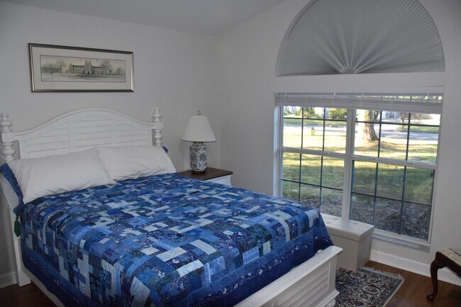 Building Photo - 3/2 Home in The Reserve