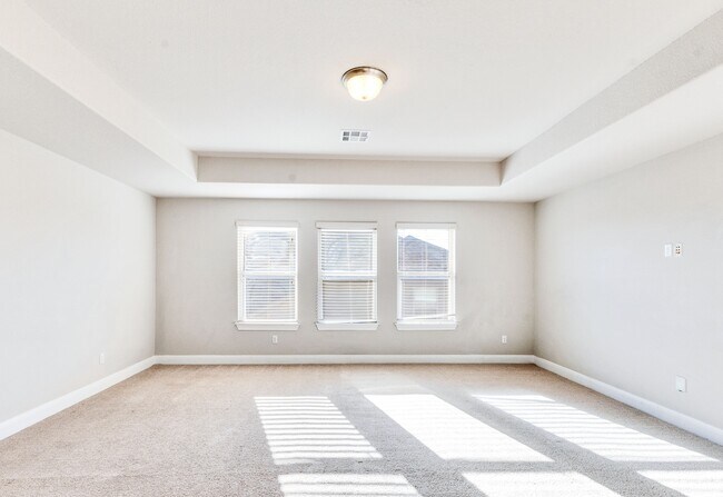 Building Photo - 2304 Abilene Ln