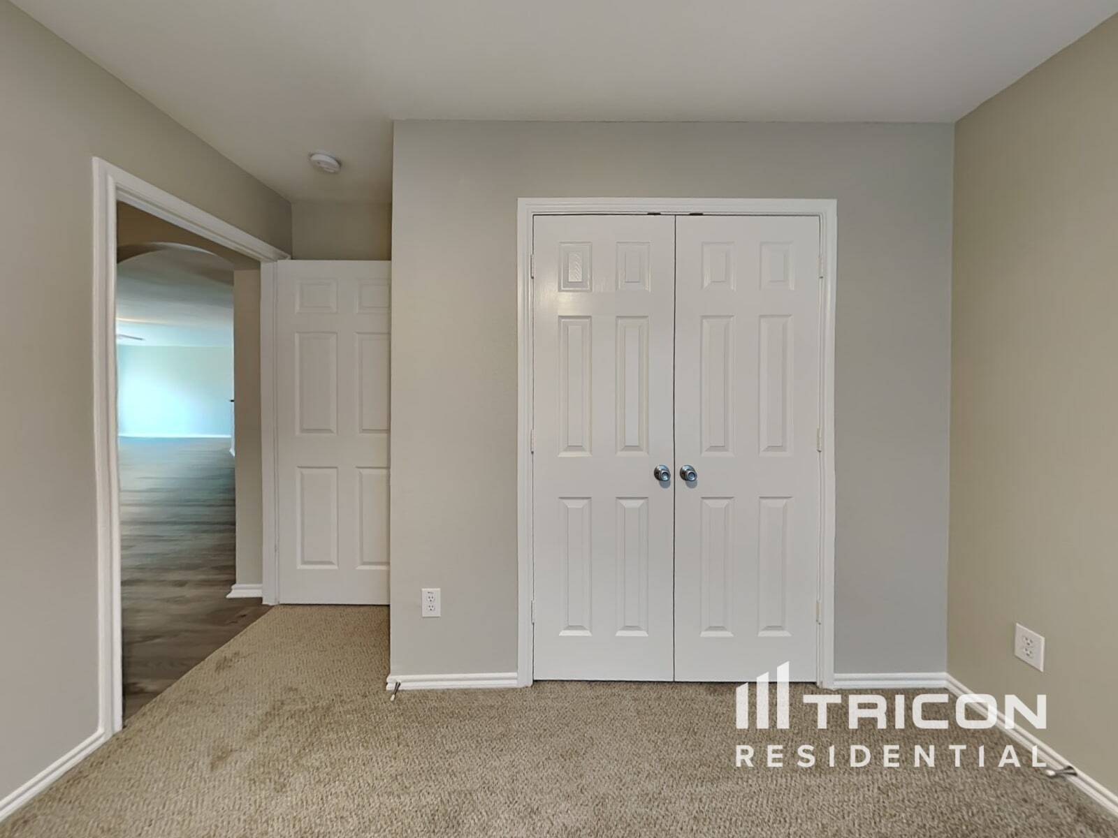 Building Photo - 1107 Longhorn Ln