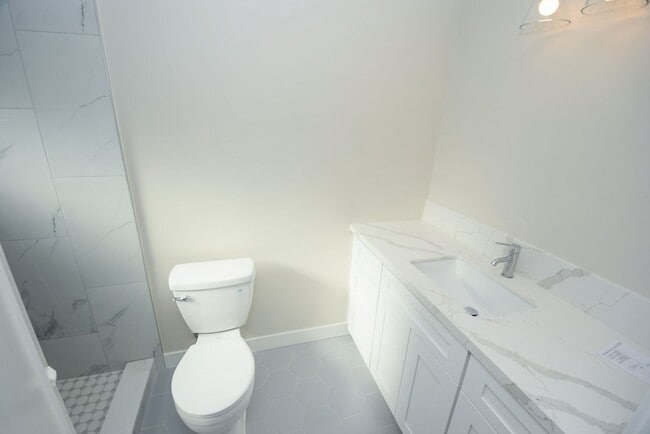 Building Photo - 522 N. 12TH ST.