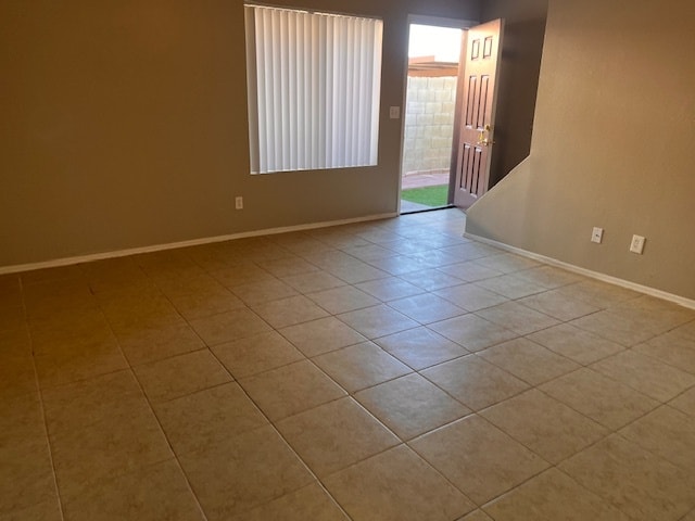 Living room - 6213 E Greenway St