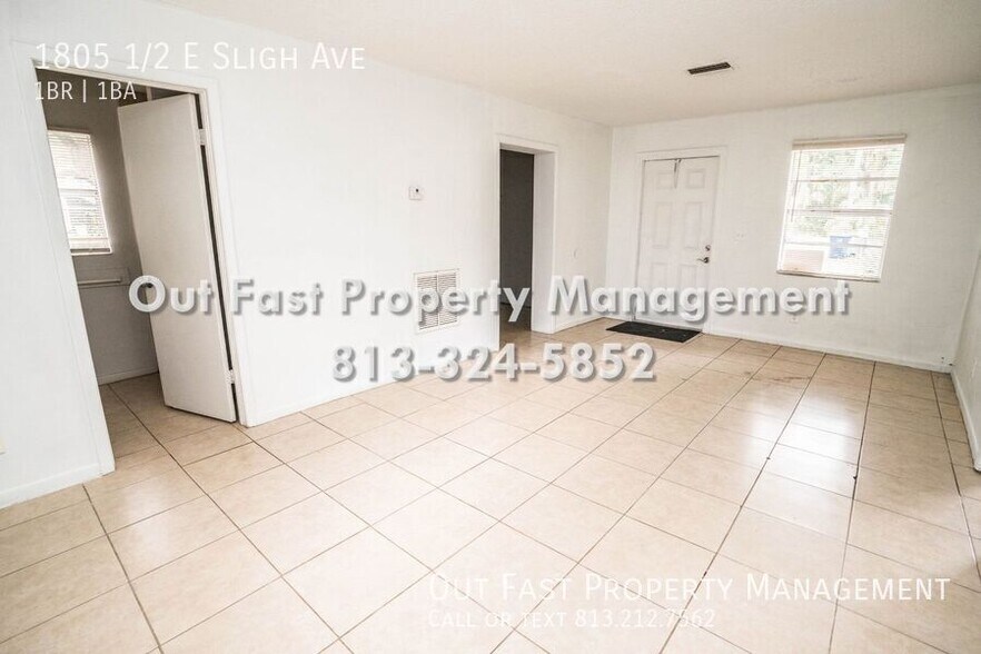 Building Photo - 1805 1/2 E Sligh Ave-