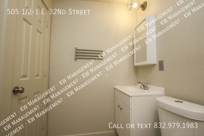 Building Photo - 505 1/2-1 E. 32Nd Street-