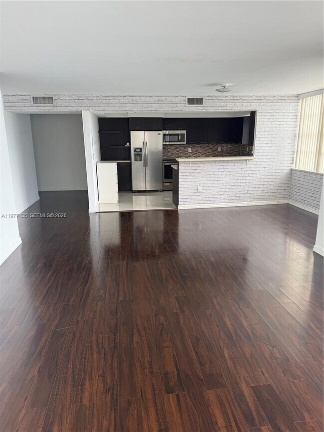 Building Photo - 2750 NE 183rd St