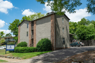 Building Photo - The Ashton