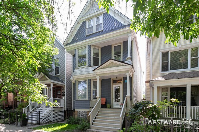 Building Photo - 3934 N Hermitage Ave