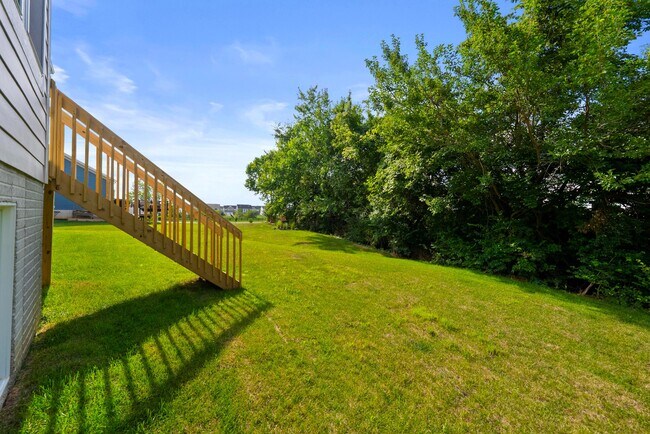 Building Photo - 132 Littondale Dr
