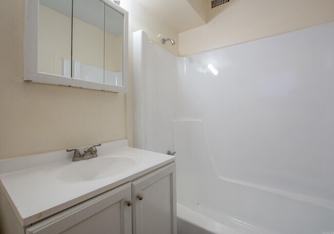 Building Photo - 201 N Polk St