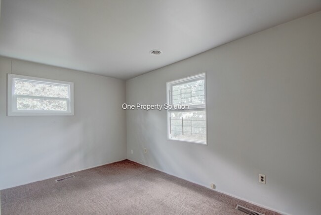Building Photo - 3415 W 21st Pl
