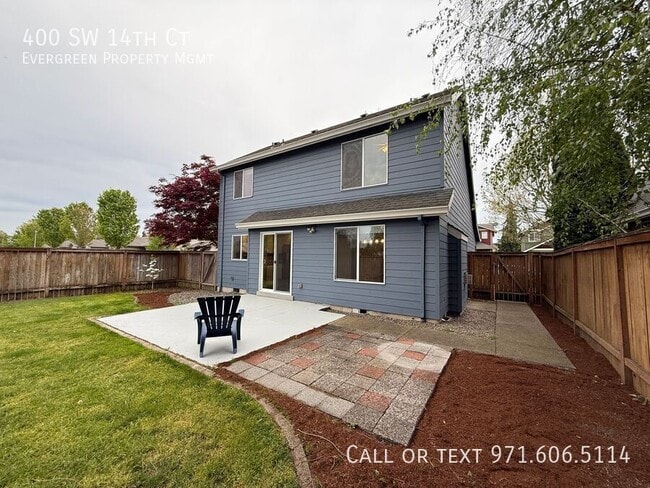 Building Photo - 400 SW 14th Ct