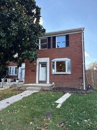 Building Photo - Beautiful 3 Bedroom 2 Bath House In Parkville