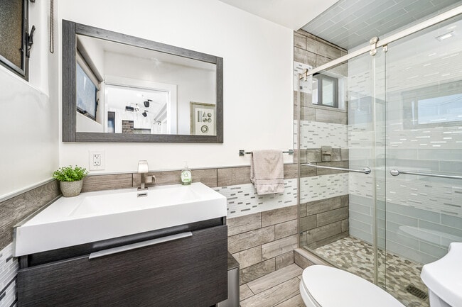 Building Photo - 3420 Blair Dr