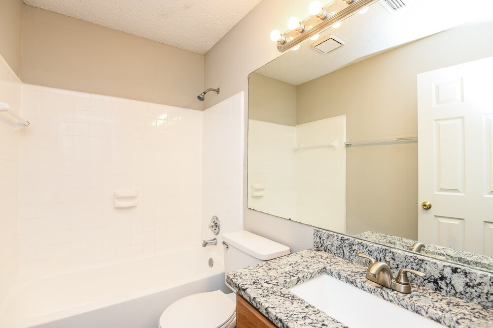 Building Photo - 4702 Waxwing Dr