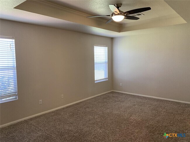 Building Photo - 5106 Whistle Stop Dr