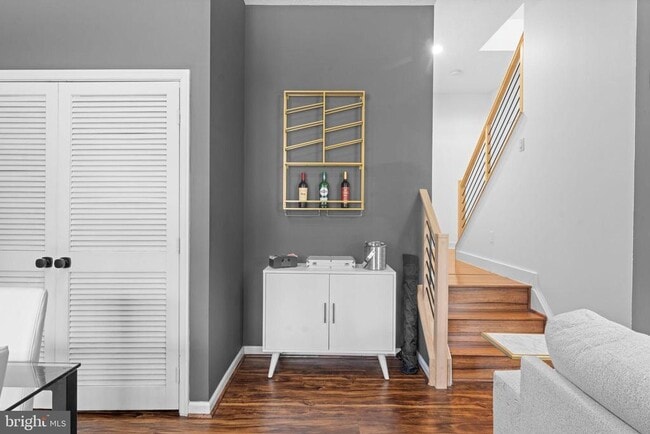 Building Photo - 11433 Heritage Oak Ct