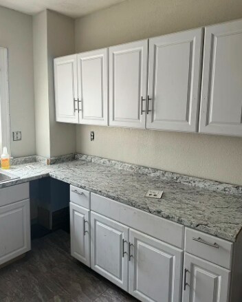 Building Photo - 902 Prospect Ave