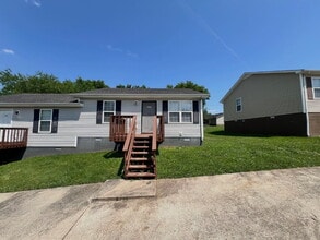 Building Photo - 210 ARKANSAS AVENUE