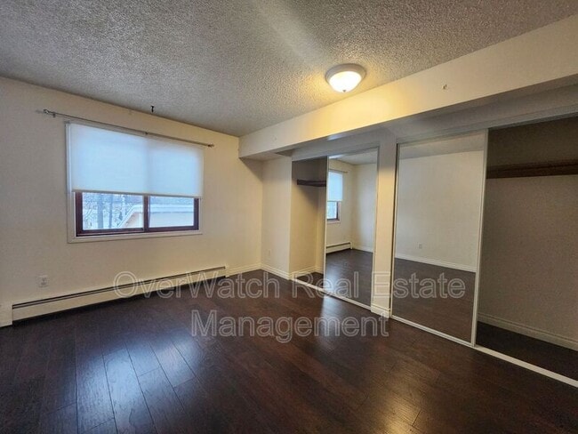 Building Photo - 1810 Congress Cir