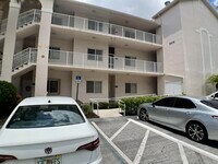 Building Photo - 5016 Rose Hill Dr