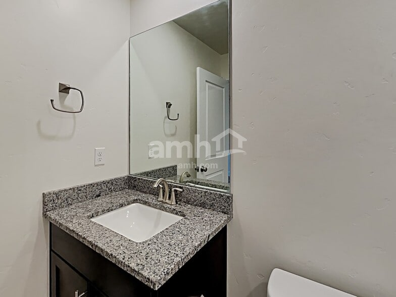 Building Photo - 161 E Sicily Dr