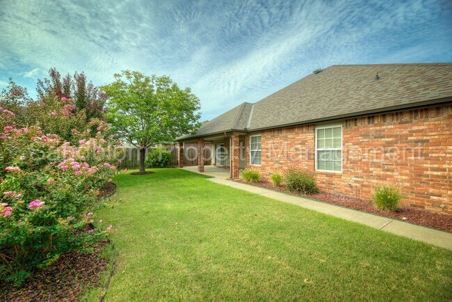 Building Photo - For Lease | Broken Arrow | Available Now!