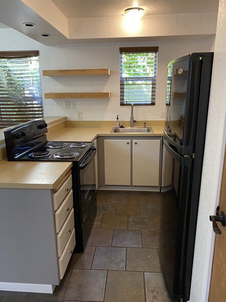 Kitchen - 8400 25th Avenue Southwest