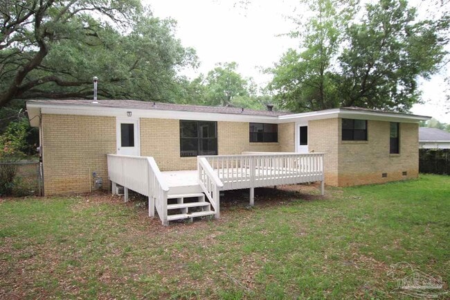 Building Photo - 4639 Santa Rosa Dr
