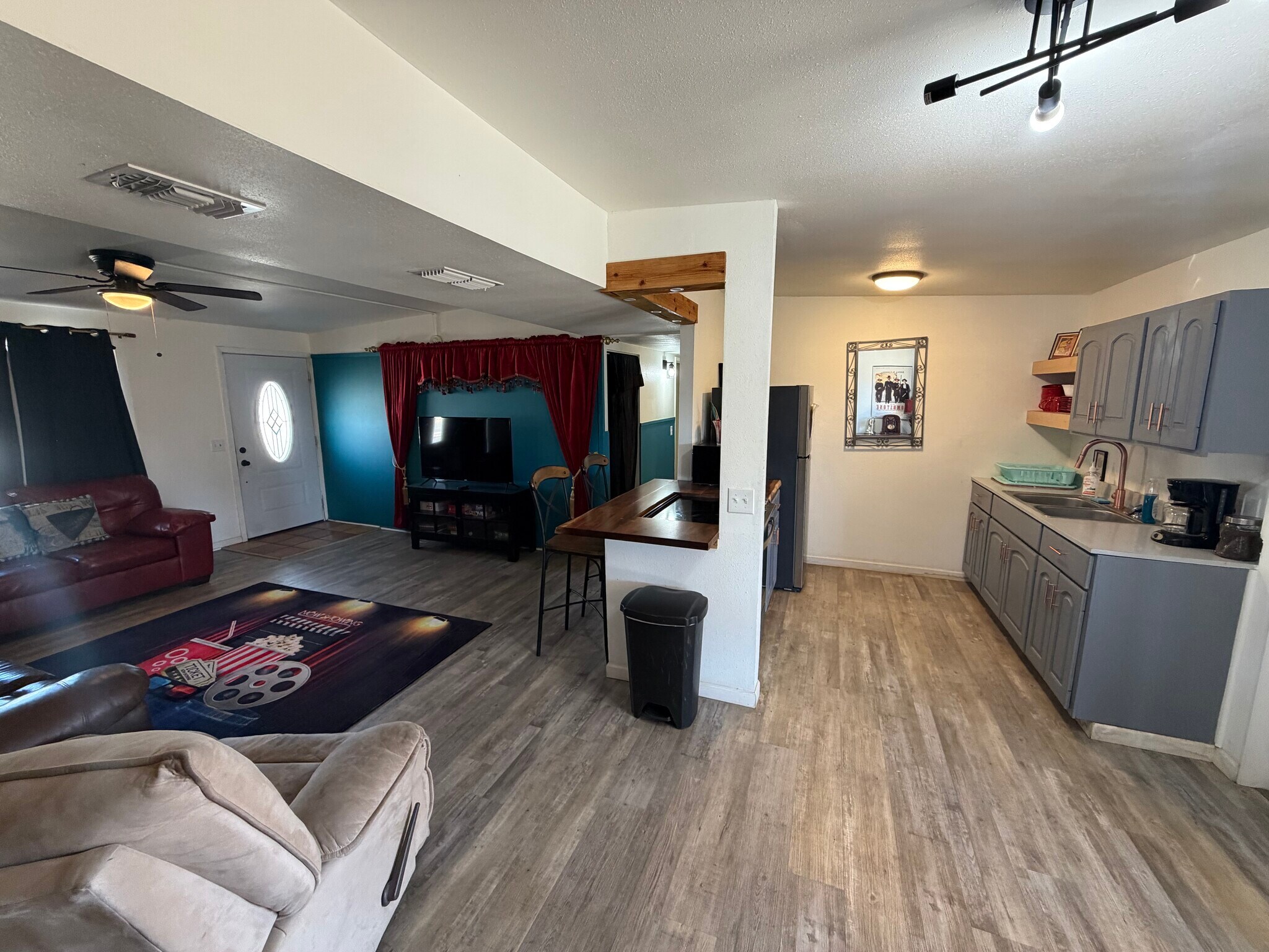 Building Photo - 2837 65th St