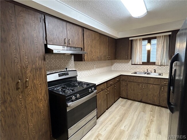 Building Photo - 128 Bannard Ave