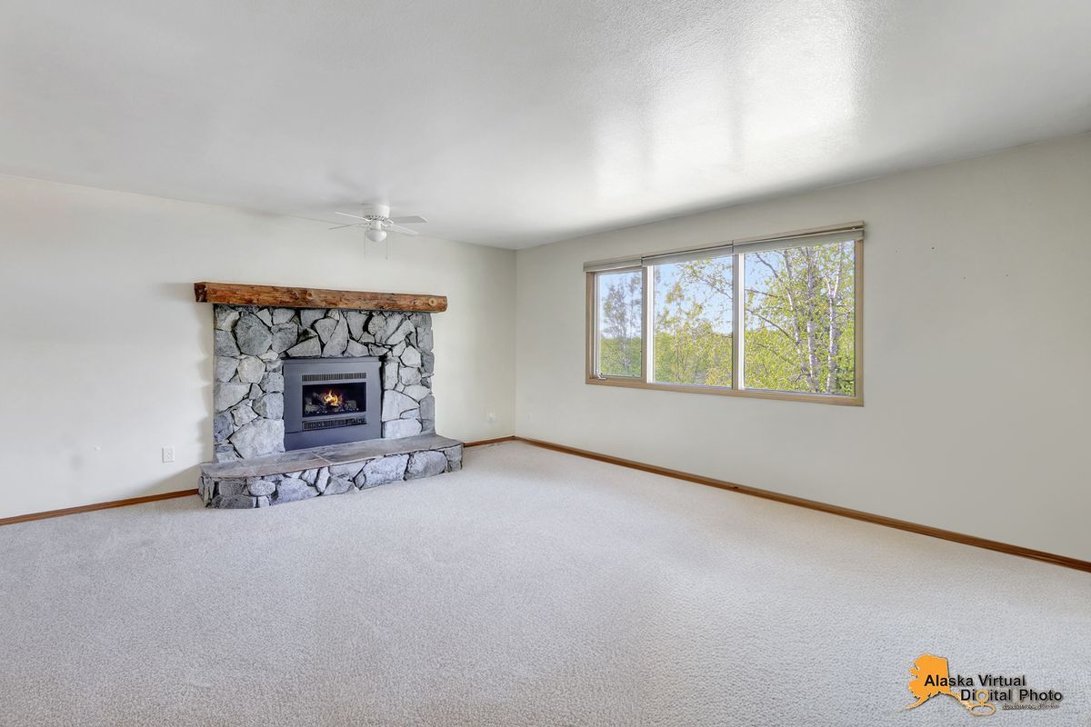 Building Photo - 6541 Bridget Cir