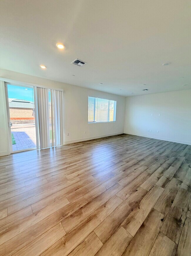 Building Photo - 3948 Telluride St