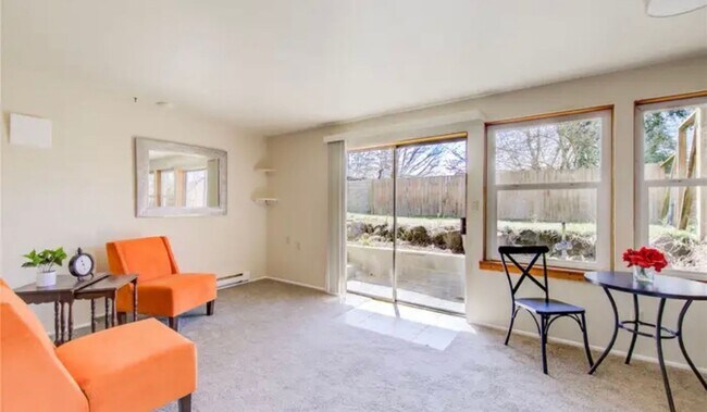 Building Photo - Baran (2018 11th St.)