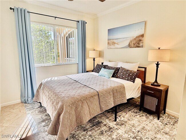 Building Photo - 1820 Florida Club Cir