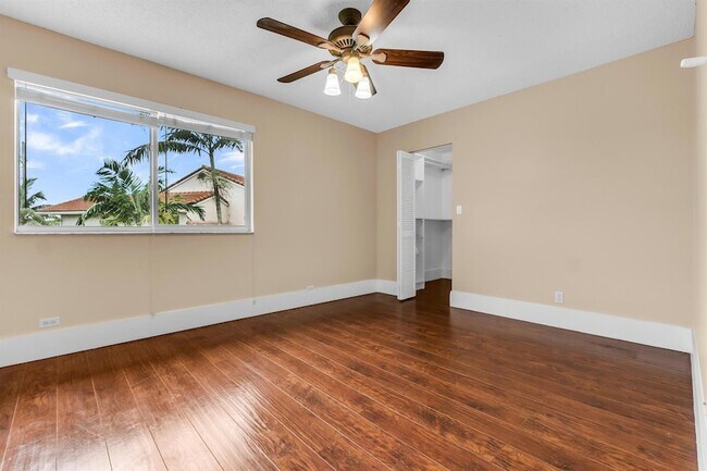 Building Photo - 1333 SW 175th Way