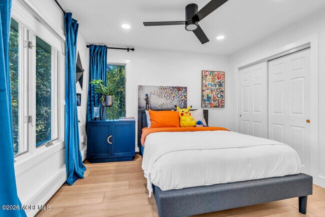 Building Photo - 17 Woods End Rd