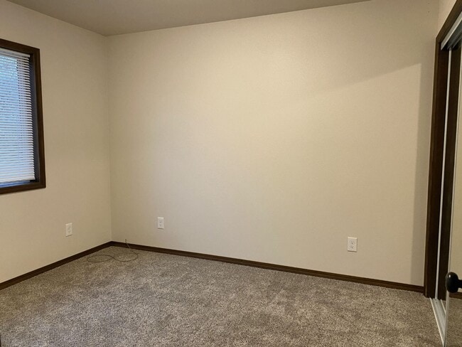 Building Photo - Second-Level Living