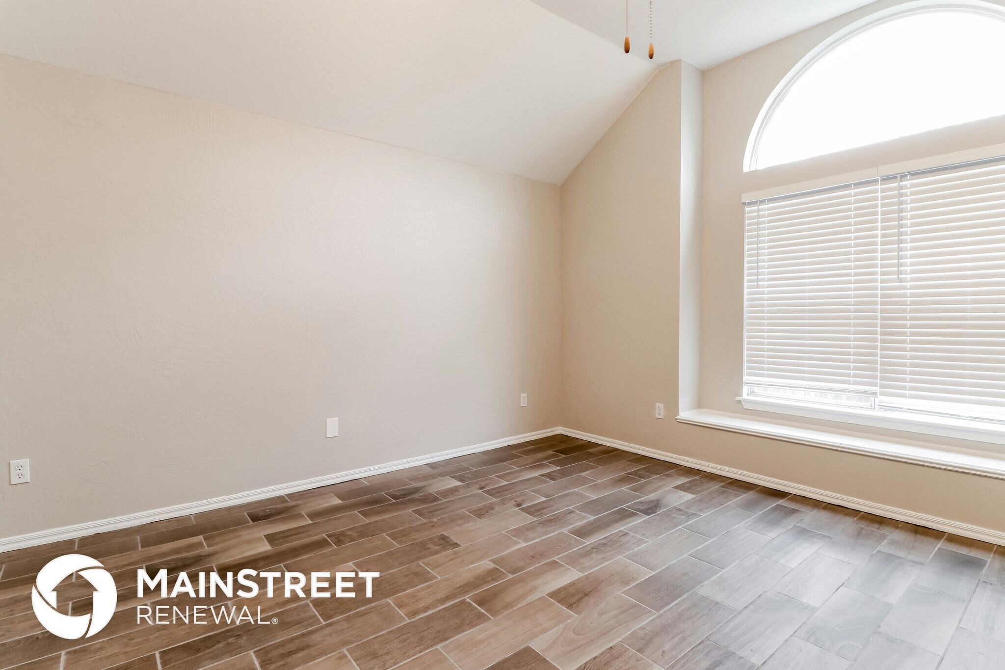 Building Photo - 1125 Oak Creek Dr