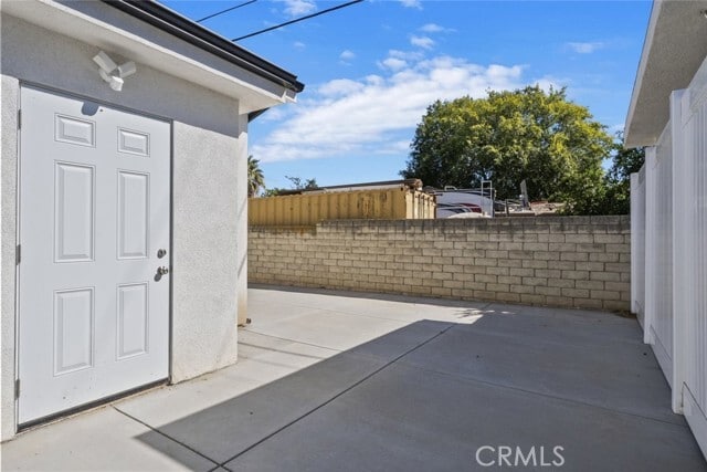 Building Photo - 16404 Donmetz St