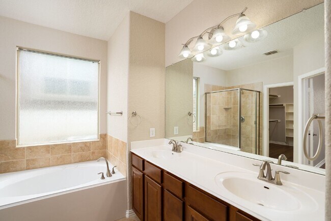 Building Photo - 3607 Texas Sotol