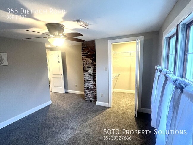 Building Photo - 355 Dietrich Rd