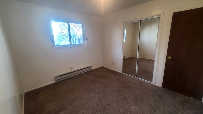 Building Photo - 945 Buchanan Ave