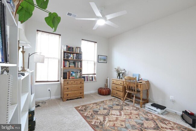Building Photo - 773 Mount Airy Ter NE