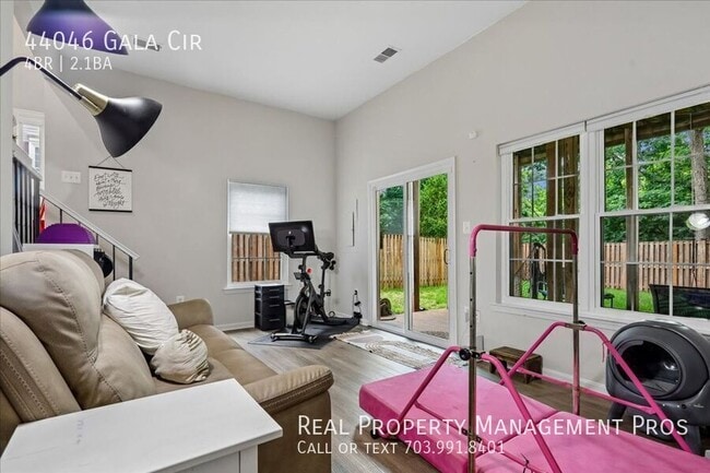 Building Photo - 44046 Gala Cir