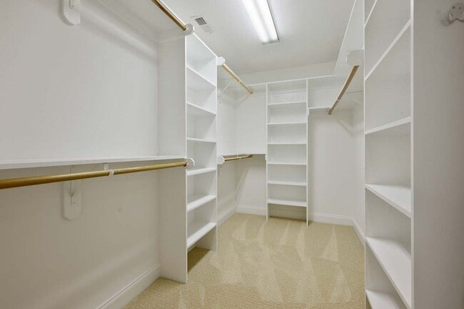 Building Photo - Custom Home in Fantastic Neighborhood!